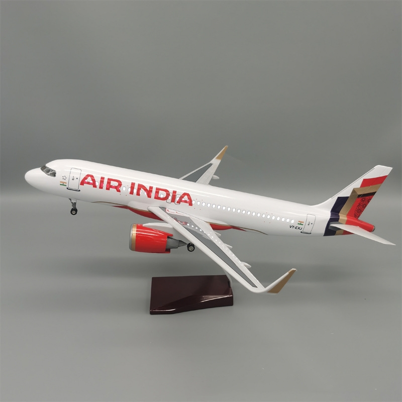 Avião de Brinquedo em Escala 1 - Decor Lighting India avaliação e preço