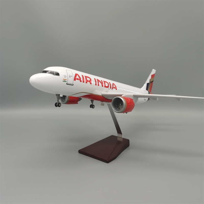 Avião de Brinquedo em Escala 1 - Decor Lighting India avaliação e preço